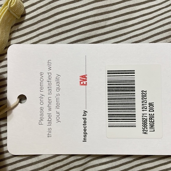 DIOR vintage monogram collection bra ! Unique & limited edition! It’s wow - Picture 6 of 8